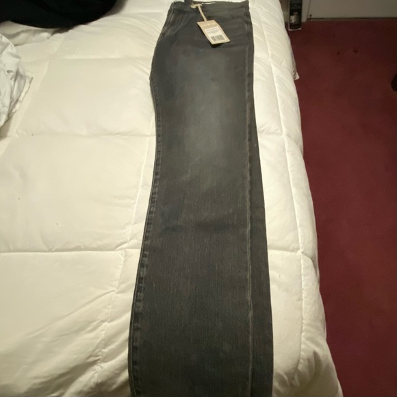 These brand  new must have jeans are brand new in great condition - Picture 2 of 9